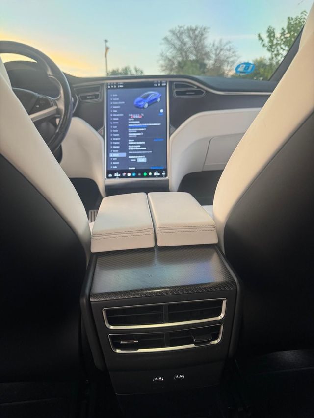 Tesla Model X P100D 4WD