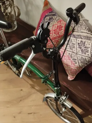 Bicicleta Brompton 3 velocidades verde