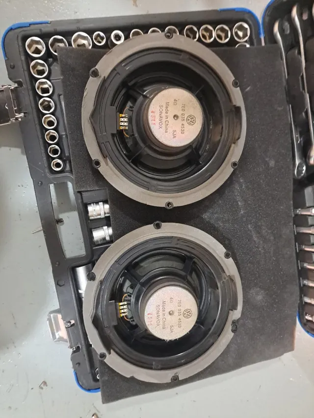 Altavoces vw t5 sanavox