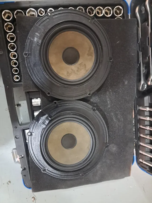 Altavoces vw t5 sanavox