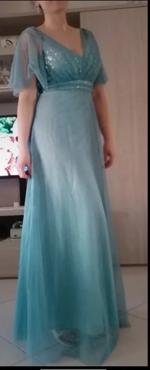 Abito lungo tulle e paillettes