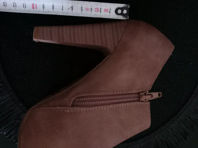 Botines tacón alto beige/marrón