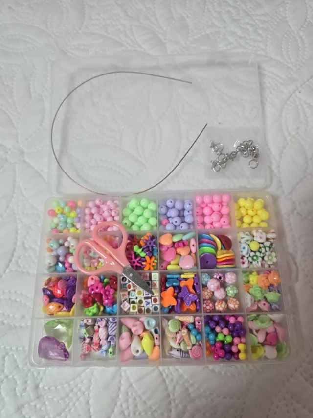 Caja de abalorios para pulseras