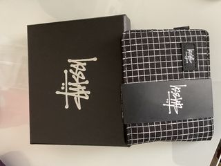Cartera Stussy Cuadros Blanco y Negro
