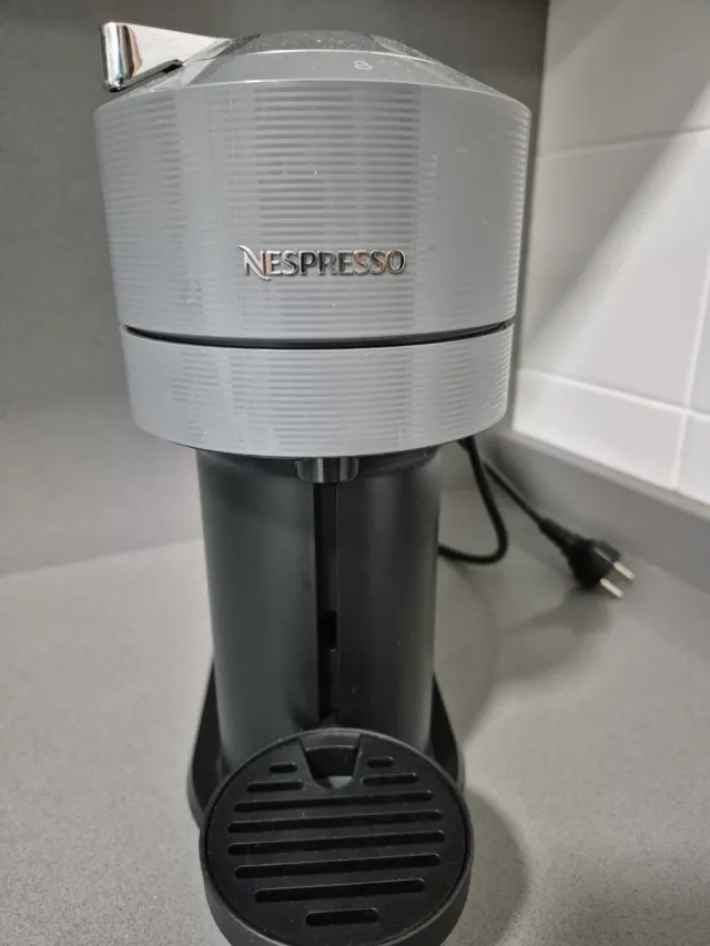 Cafetera Nespresso Gris