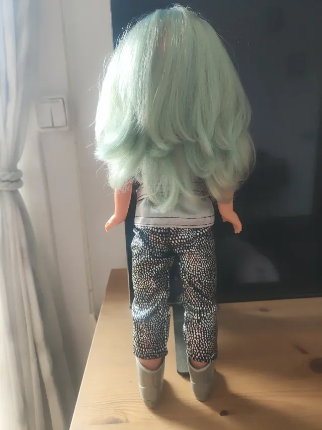 Nancy Selene antica con abbigliamento aggiornato + regalo