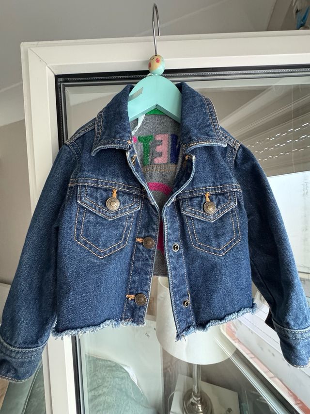 Cazadora vaquera niña