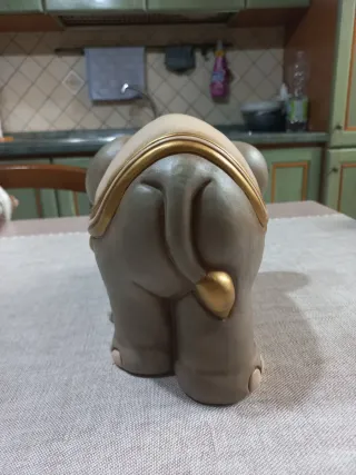 Elefante Thun decorativo