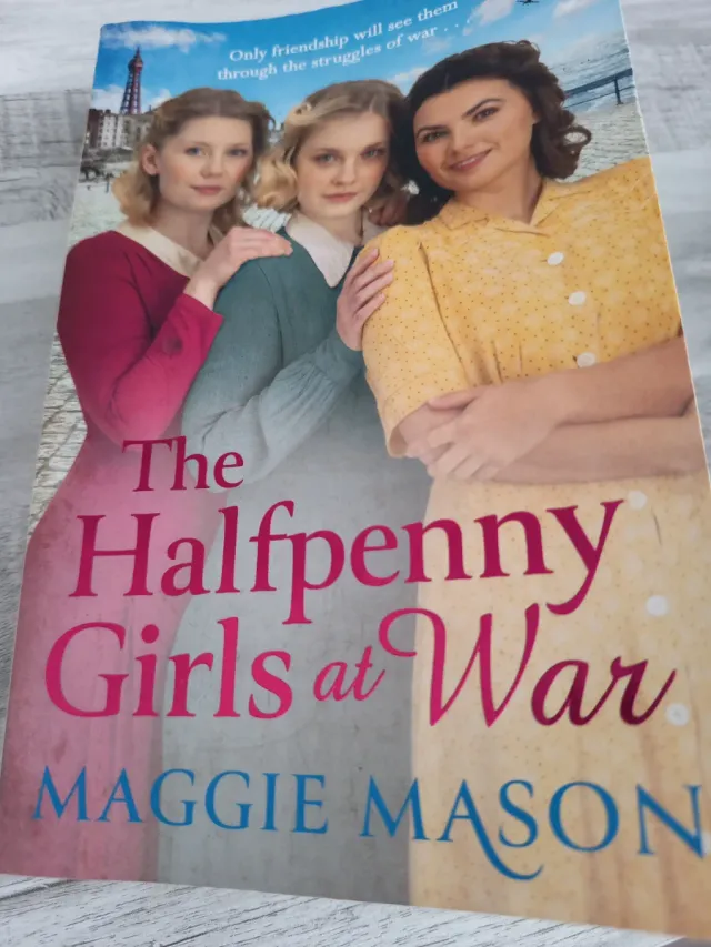 The Halfpenny Girls at War