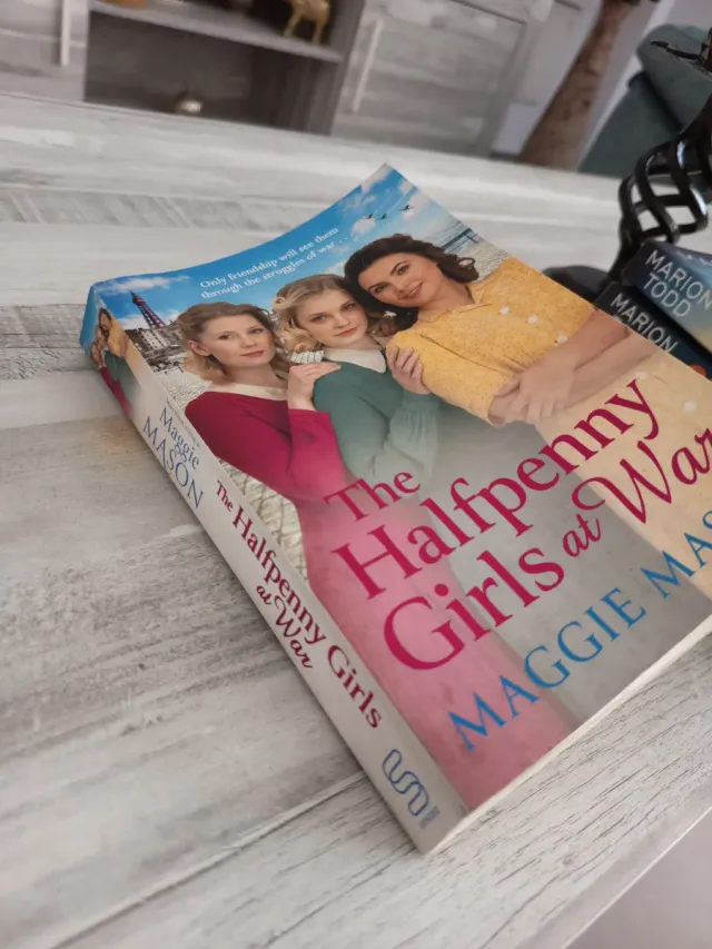 The Halfpenny Girls at War