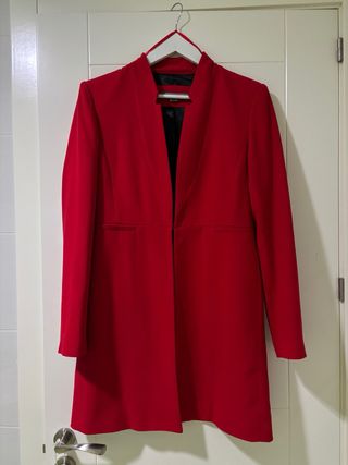 Americana larga roja Basement