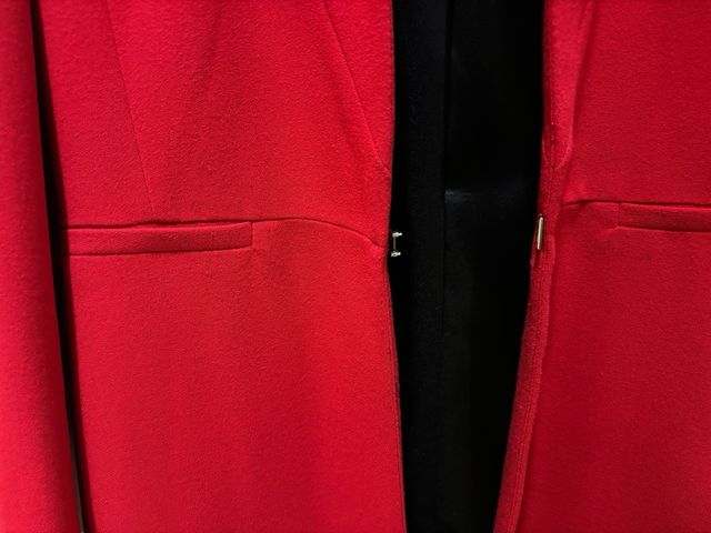 Americana larga roja Basement