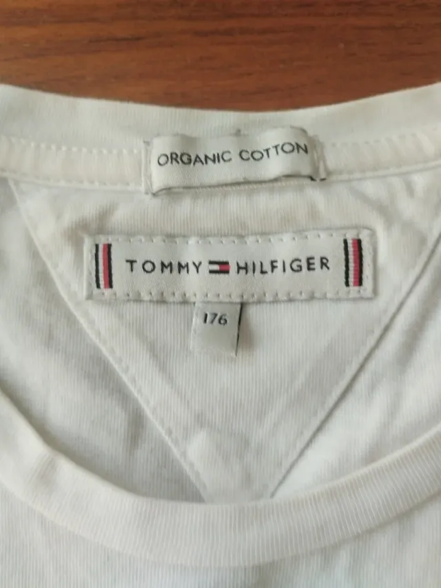Camiseta Tommy Hilfiger manga larga blanca