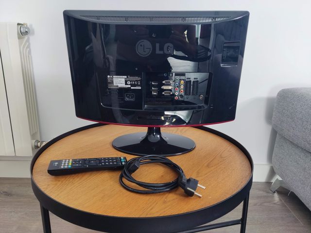 Monitor LG Flatron M227WD 22 Negro/Rojo