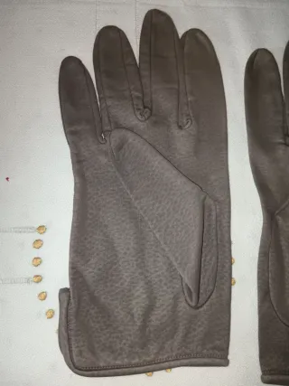 Guantes tacto piel Señora/Caballero. Antiguos.