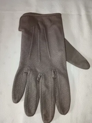 Guantes tacto piel Señora/Caballero. Antiguos.