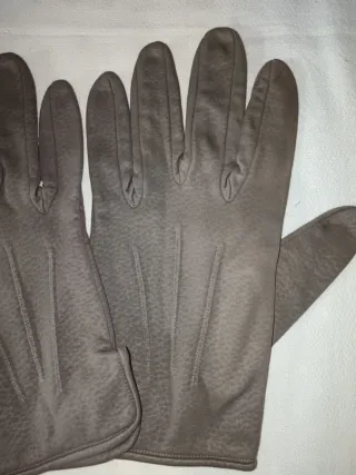 Guantes tacto piel Señora/Caballero. Antiguos.