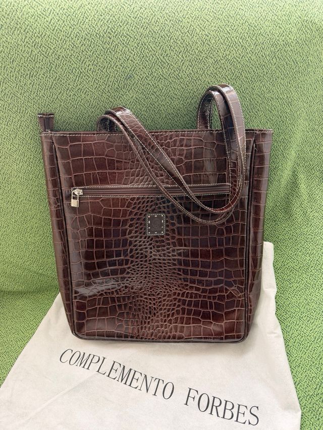 Bolso de piel marrón de hombro