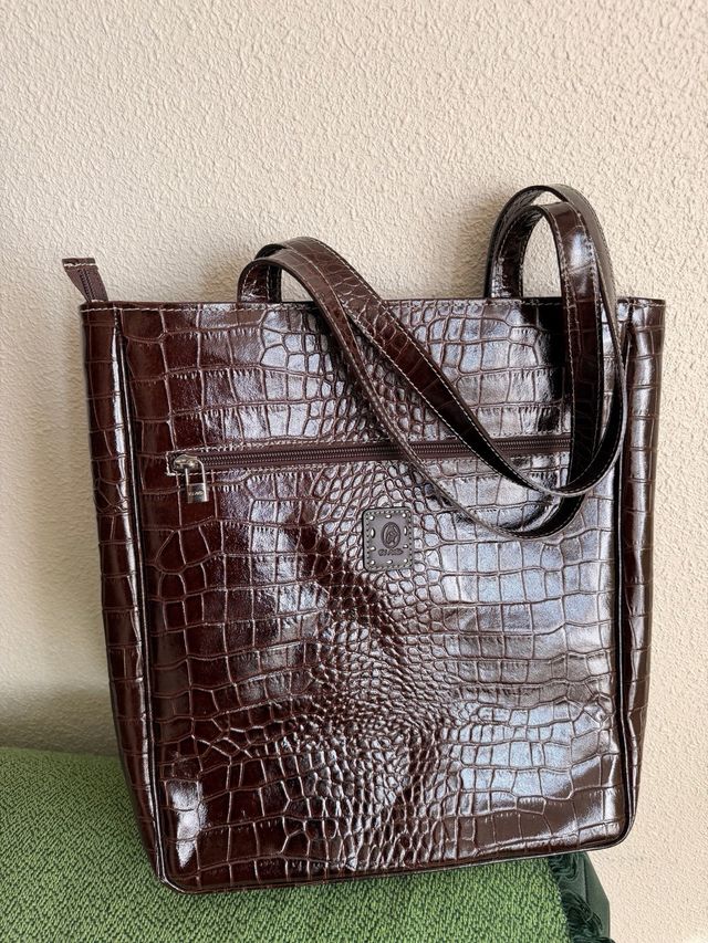 Bolso de piel marrón de hombro