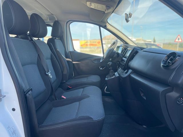 Opel Vivaro - 6 PLAZAS -