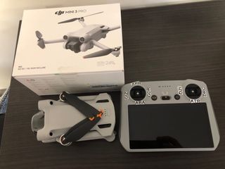 DJI Mini 3 Pro Drone con Accesorios.