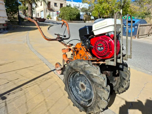 Motocultor Piva M9 con motor Honda