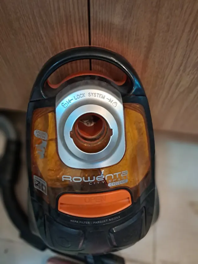 Aspirador Rowenta City Space Cyclonic