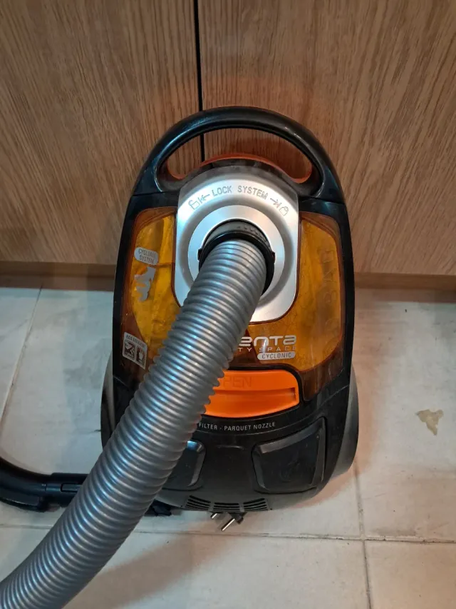 Aspirador Rowenta City Space Cyclonic