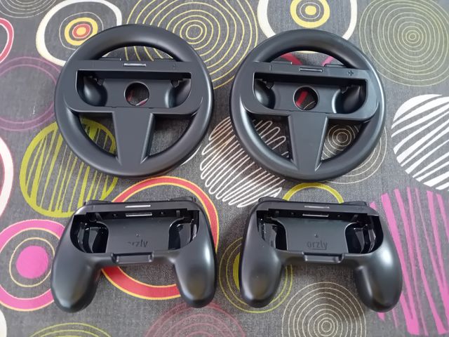 Accesorios Nintendo Switch Orzly