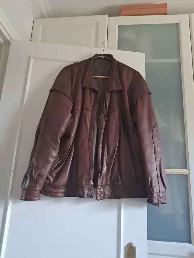 Cazadora de cuero auténtico