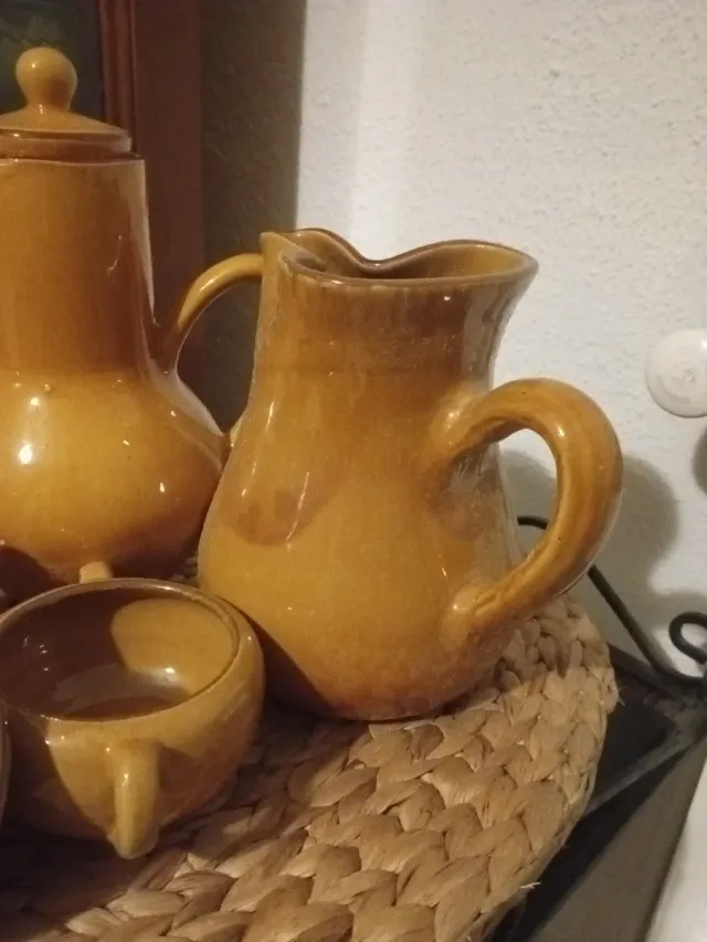 Juego vajilla cerámica color miel