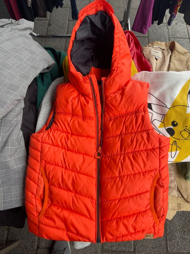 Chaleco Zara Niña/o Naranja