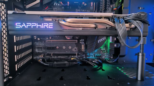 PC Gaming 3700X X470 32GB RX580 SSD 500GB + HDD 2T