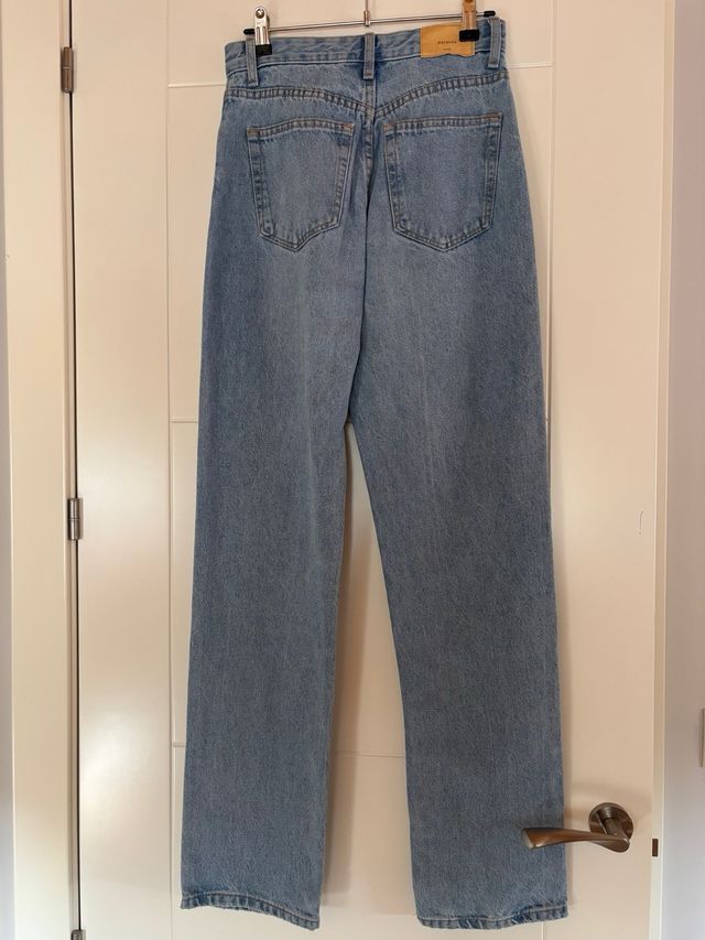 Vaqueros rectos Bershka