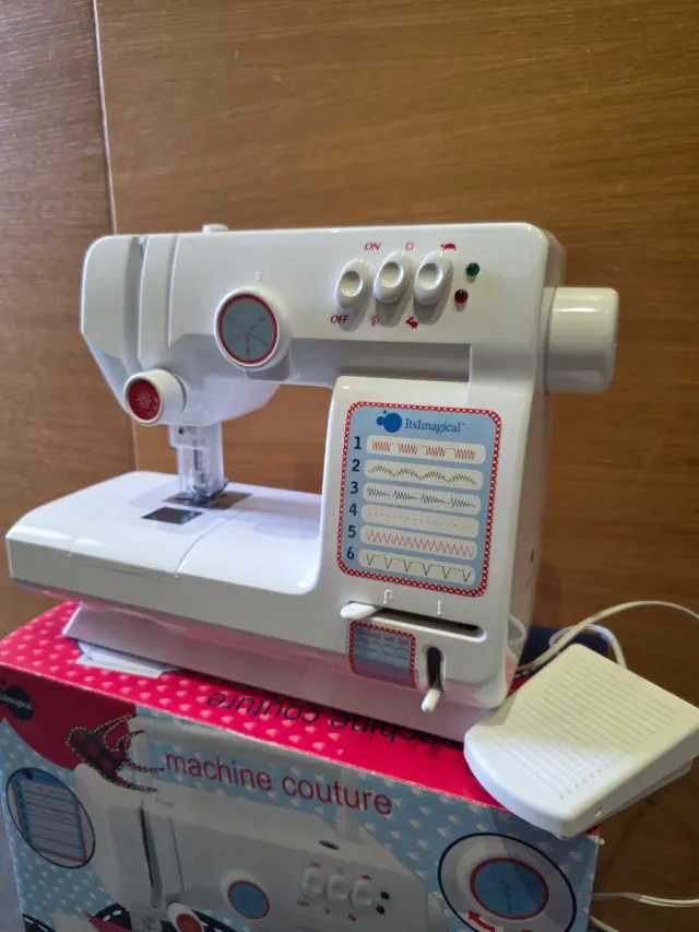 Máquina de coser infantil Imagimarium