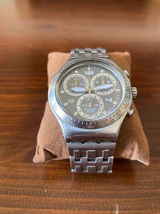 Swatch Irony Chrono Gris/Plata