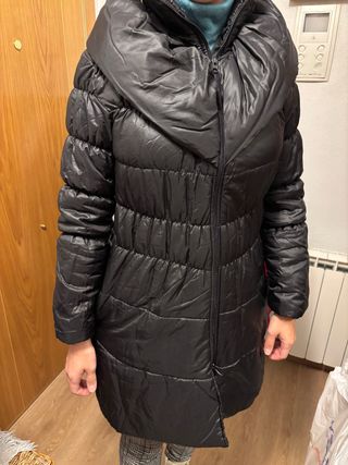 Abrigo acolchado mujer negro