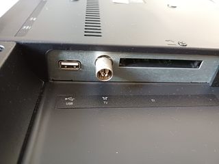 TV LED 32 Stream System BM32C1 p/reparar