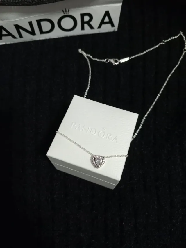 Collar Corazón Pandora Plata y Circonitas