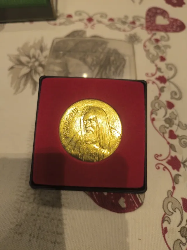 Moneta Padre Pio Santificazione 1999