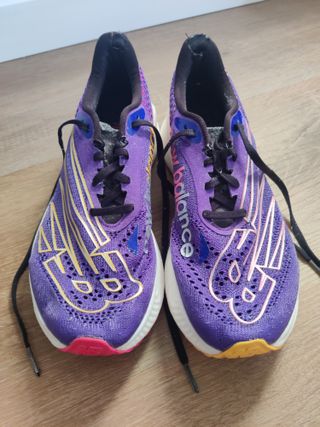 New Balance FuelCell RC Elite v2 Tamanho 40