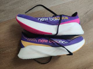 New Balance FuelCell RC Elite v2 Tamanho 40