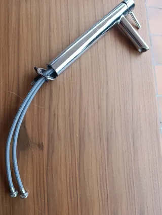 Grifo de lavabo alto cromado