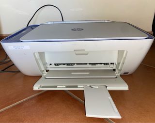 Impresora HP Azul y Blanca