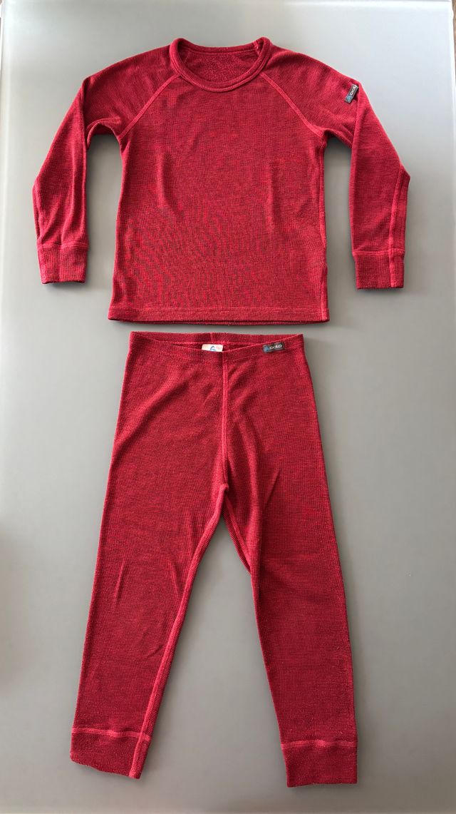 Conjunto térmico interior de Odlo. Talla 116 cm (6