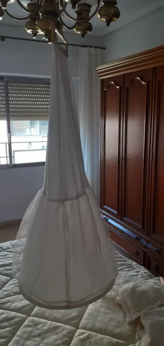 Can can de novia blanco