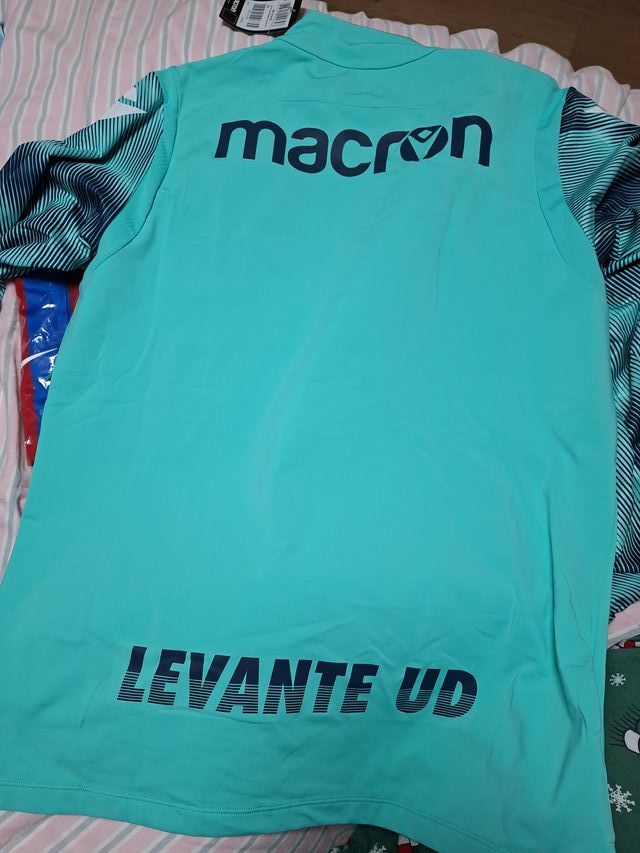 Camiseta Macron Manga Larga Levante UD