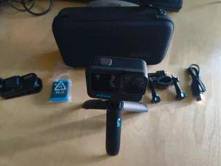GoPro Hero 10 Black + Accesorios