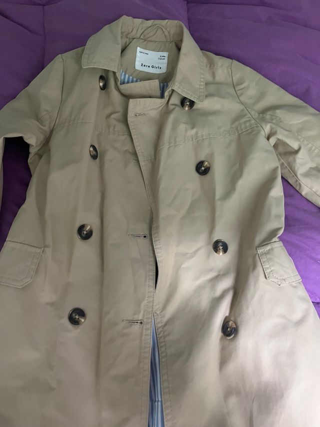 Gabardina Zara niña Talla 6 años