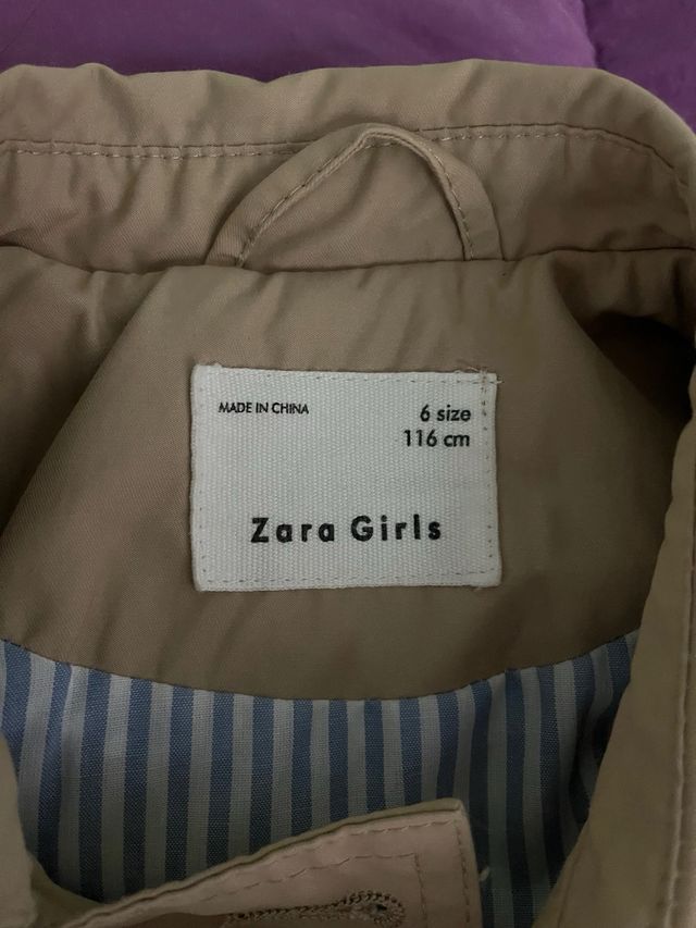 Gabardina Zara niña Talla 6 años